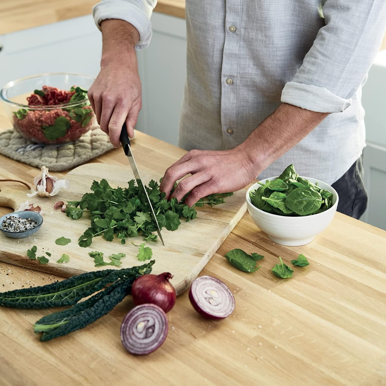 Kenwood 22 litre microwave MWM22000BK