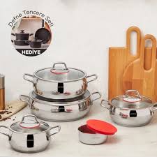 153.09.01.1632 - Karaca 8-piece stainless steel cookware set with glass lid + stainless steel storage container with plastic lid