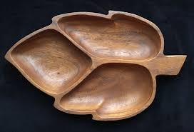 Service leaf, wood, 3-eyed Made in Egypt