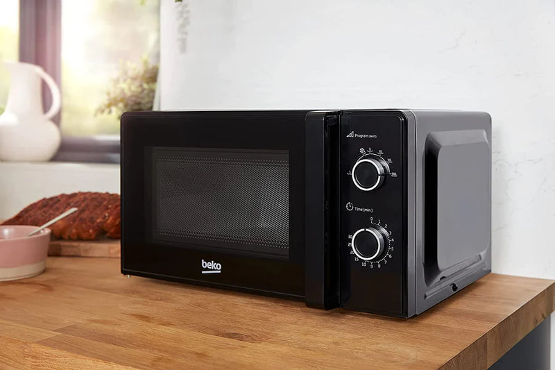 Beko 20 L 700 Watt Solo Microwave - MOC20100BFB